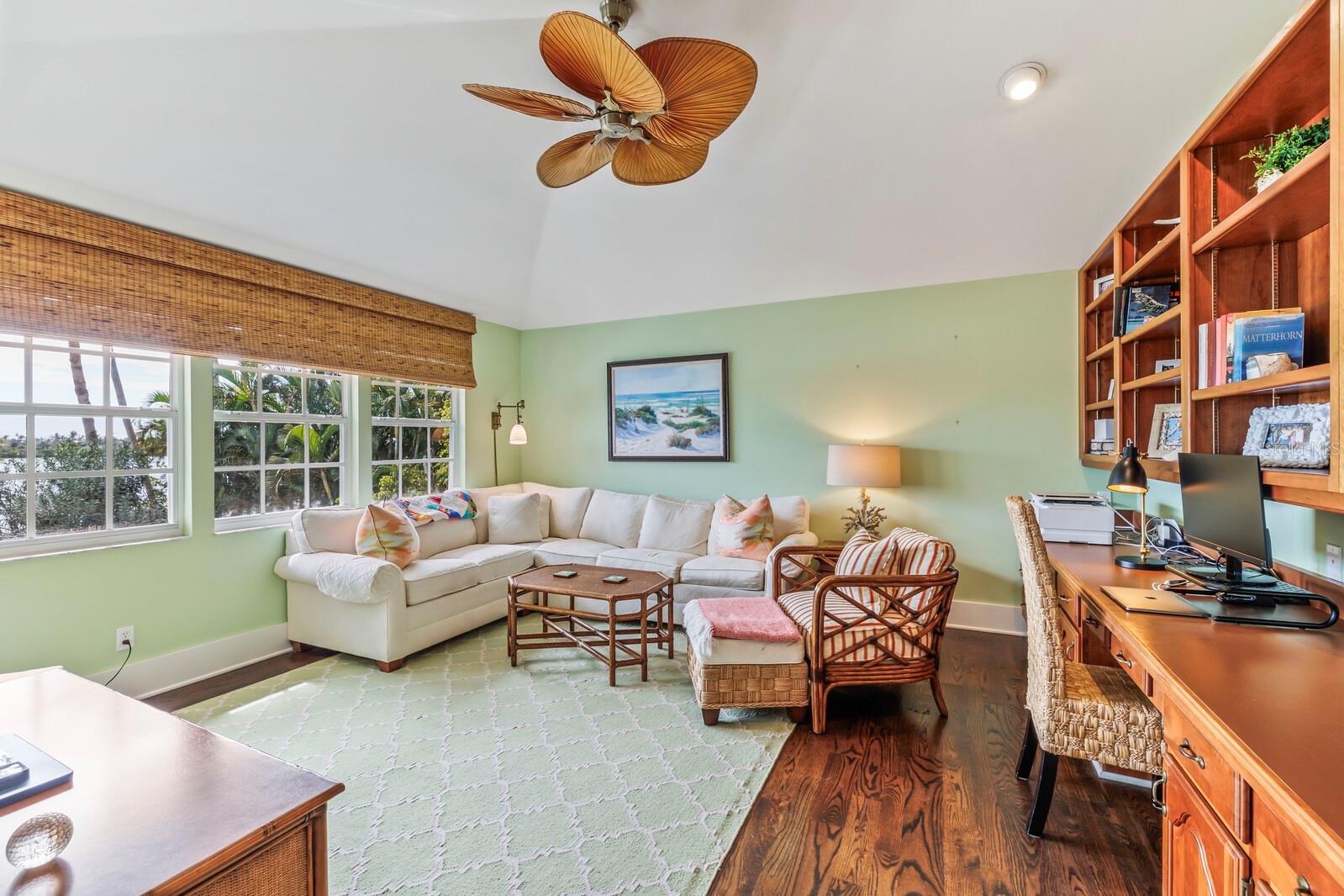 D6146203 Property Photo