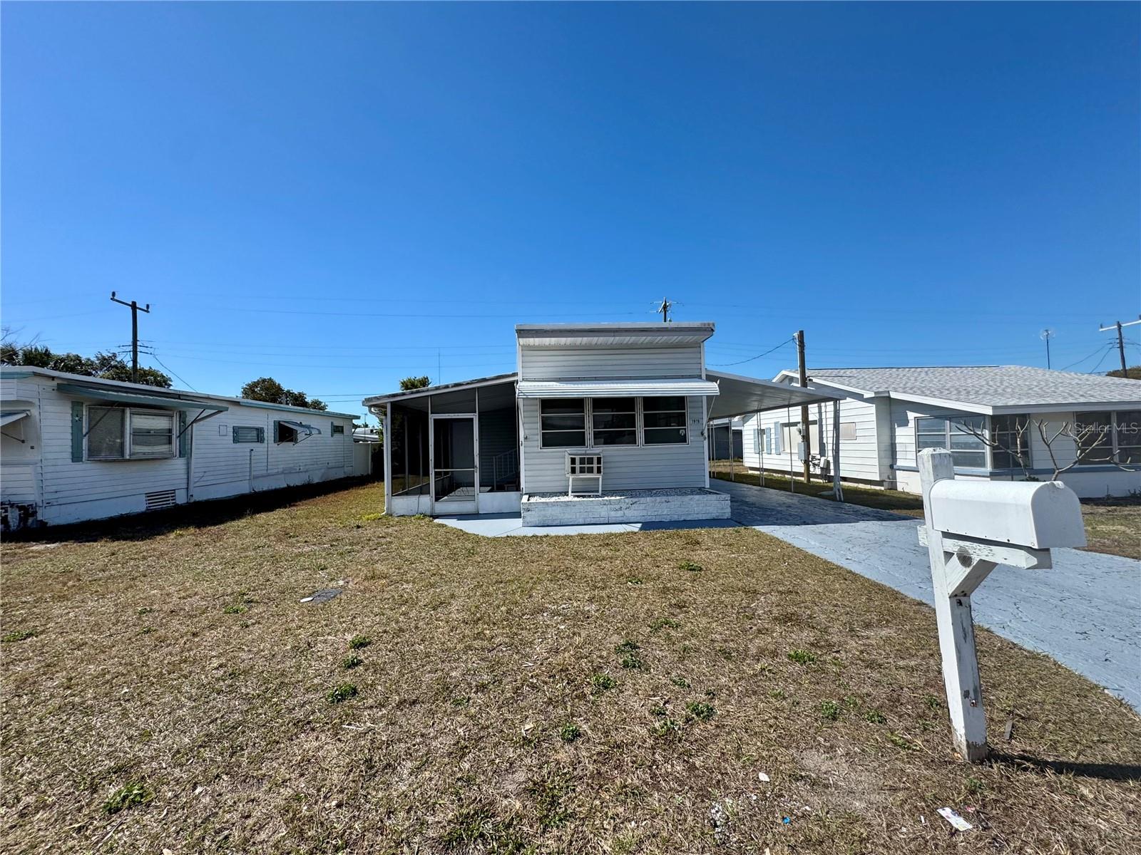 TB8477158 Property Photo