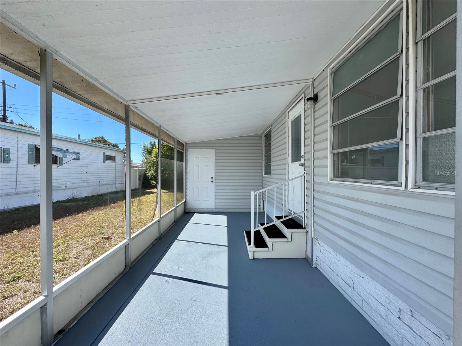 TB8477158 Property Photo