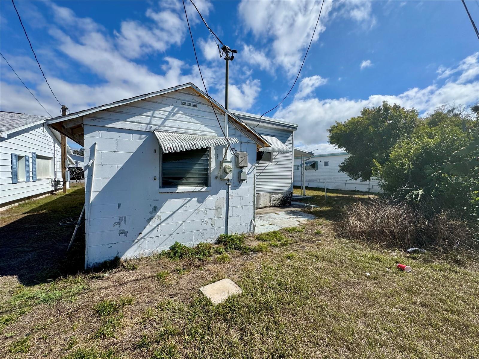 TB8477158 Property Photo