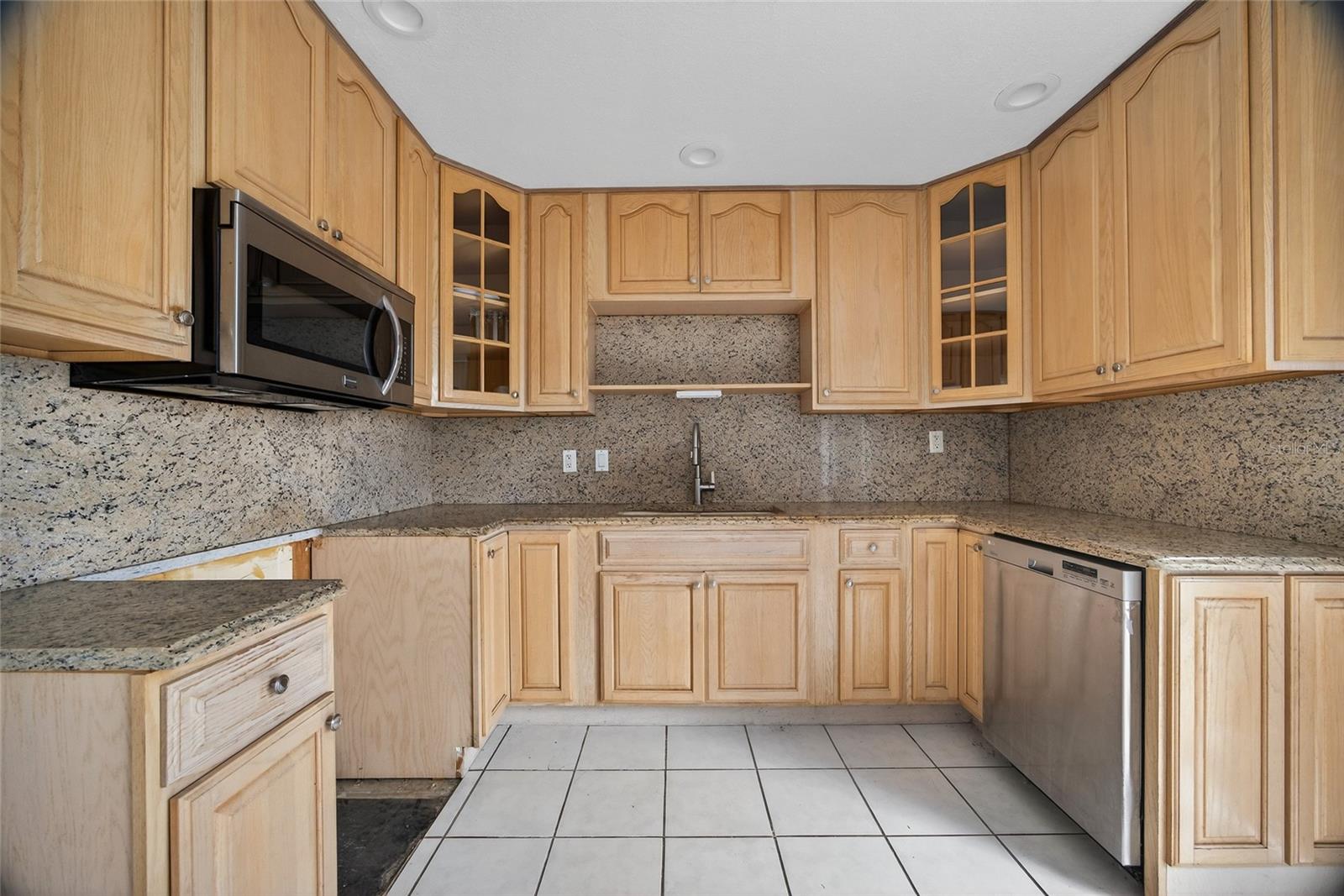 120 DONNA CT, PUNTA GORDA, FL, 33950