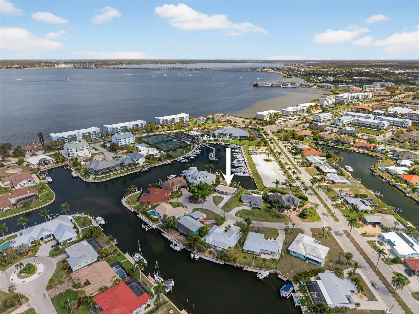 120 DONNA CT, PUNTA GORDA, FL, 33950
