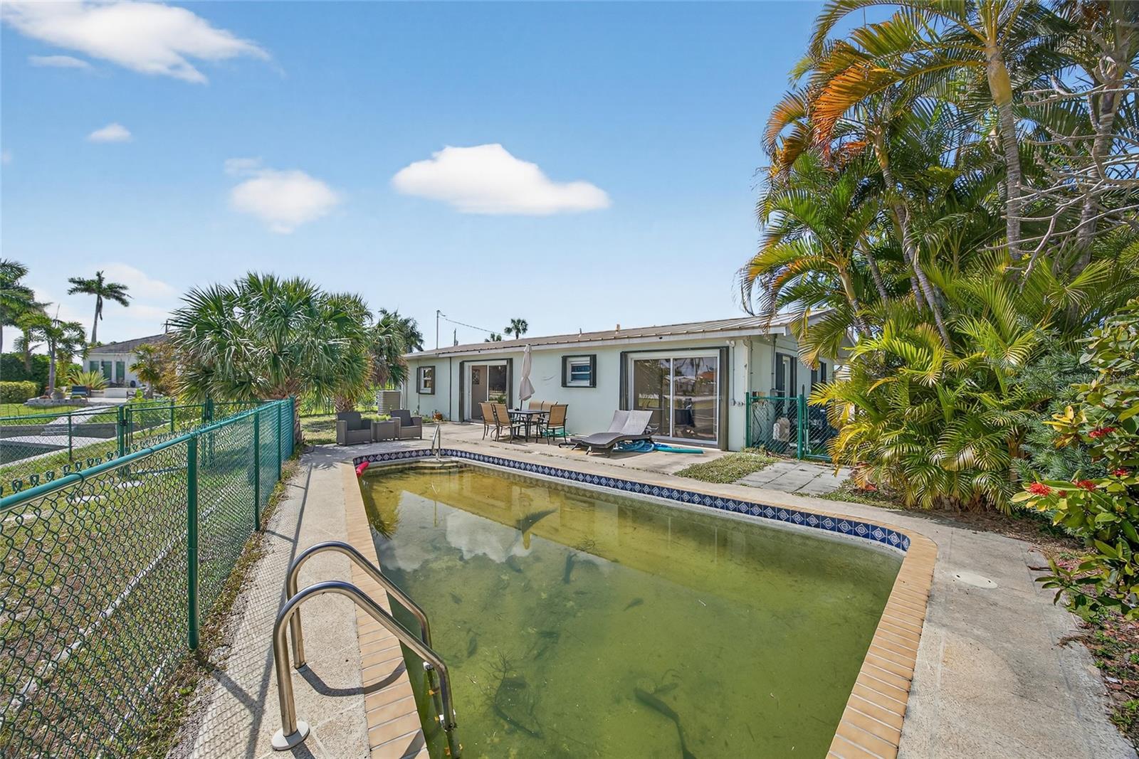 120 DONNA CT, PUNTA GORDA, FL, 33950