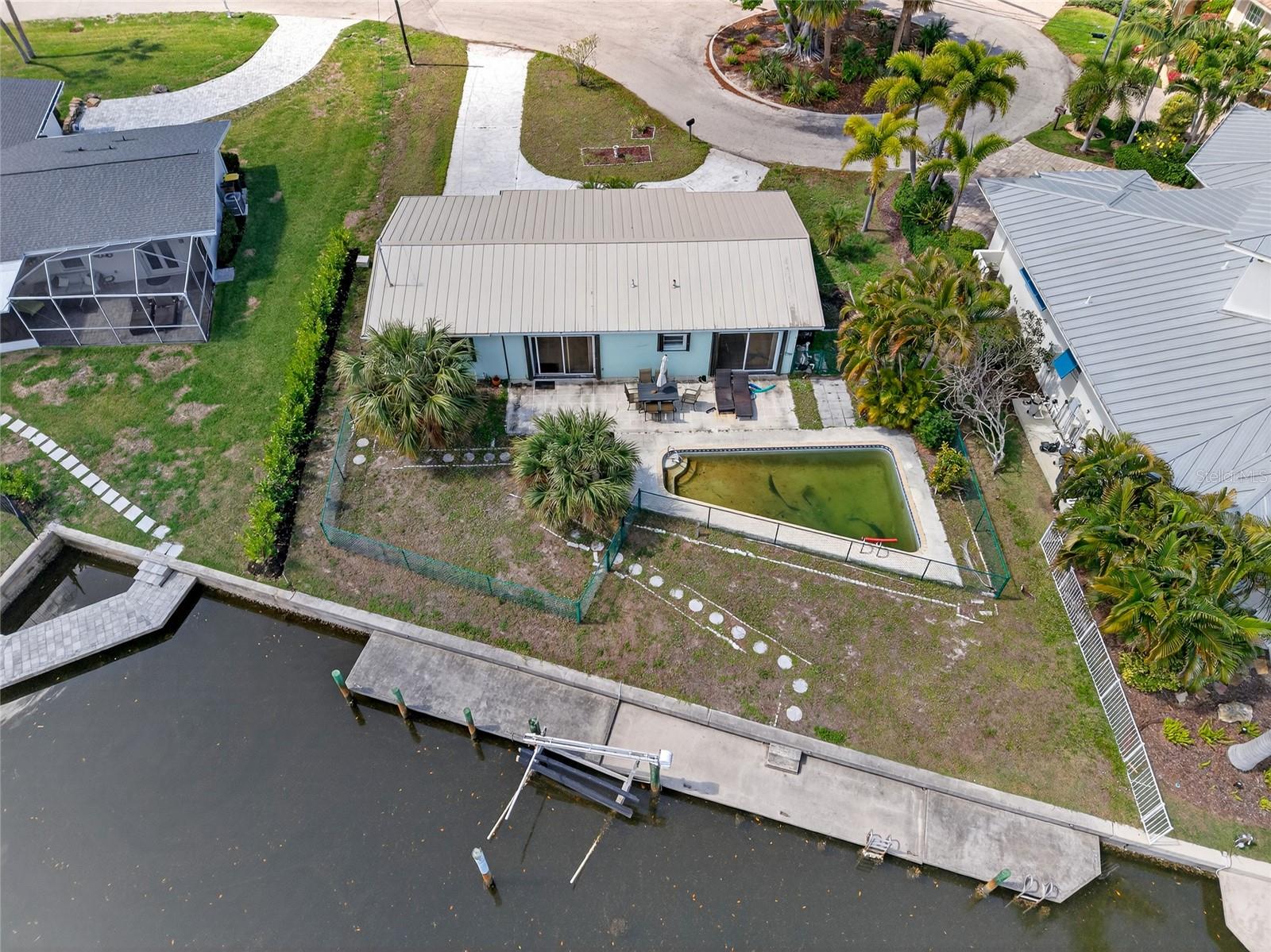 120 DONNA CT, PUNTA GORDA, FL, 33950