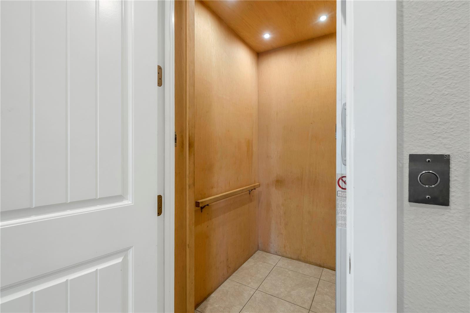 A4682878 Property Photo