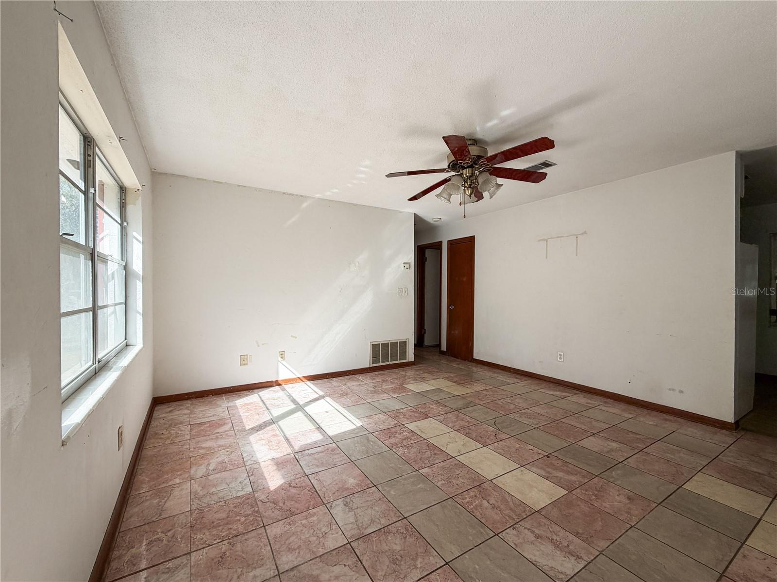 1948 NW 31ST PL, GAINESVILLE, FL, 32605