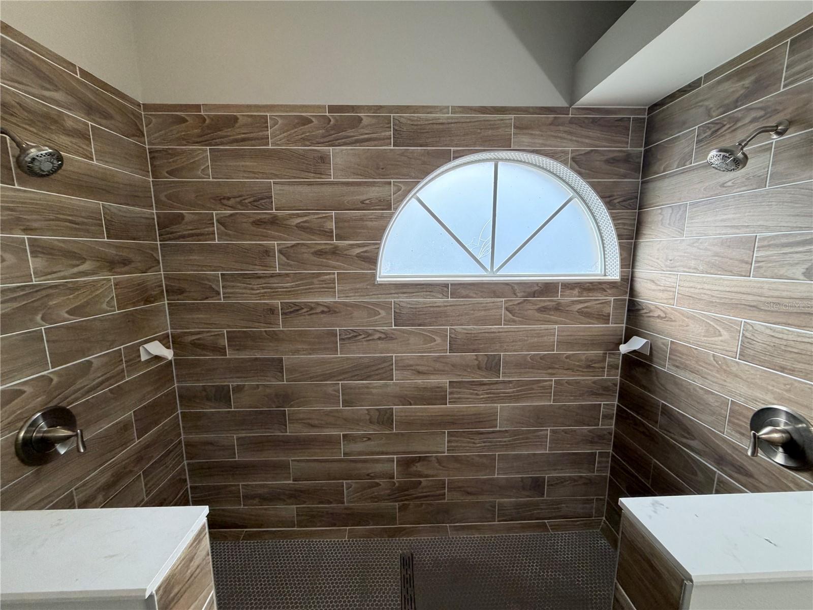 2829 MIDDLETON CIR, KISSIMMEE, FL, 34743