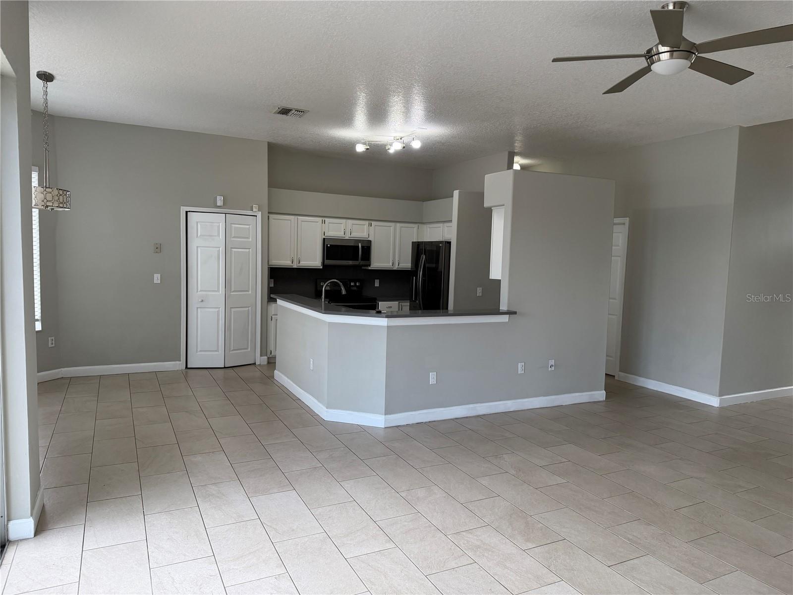 2829 MIDDLETON CIR, KISSIMMEE, FL, 34743