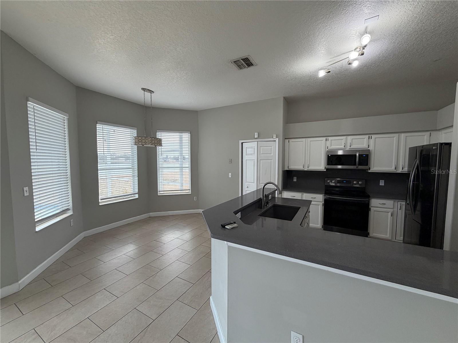 2829 MIDDLETON CIR, KISSIMMEE, FL, 34743