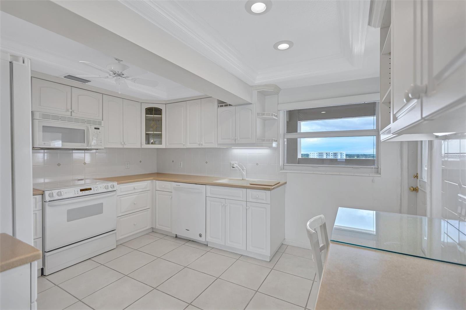 6140 MIDNIGHT PASS RD #904, SARASOTA, FL, 34242