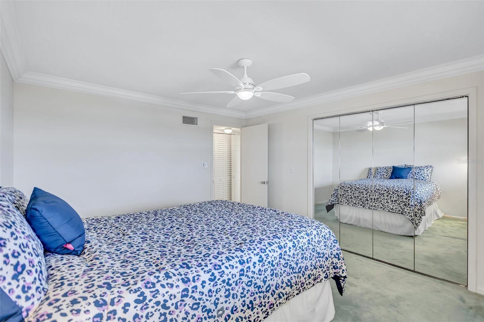 6140 MIDNIGHT PASS RD #904, SARASOTA, FL, 34242