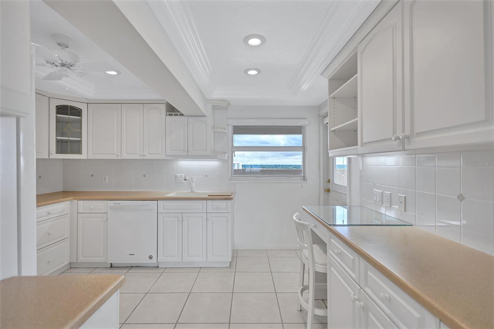 6140 MIDNIGHT PASS RD #904, SARASOTA, FL, 34242