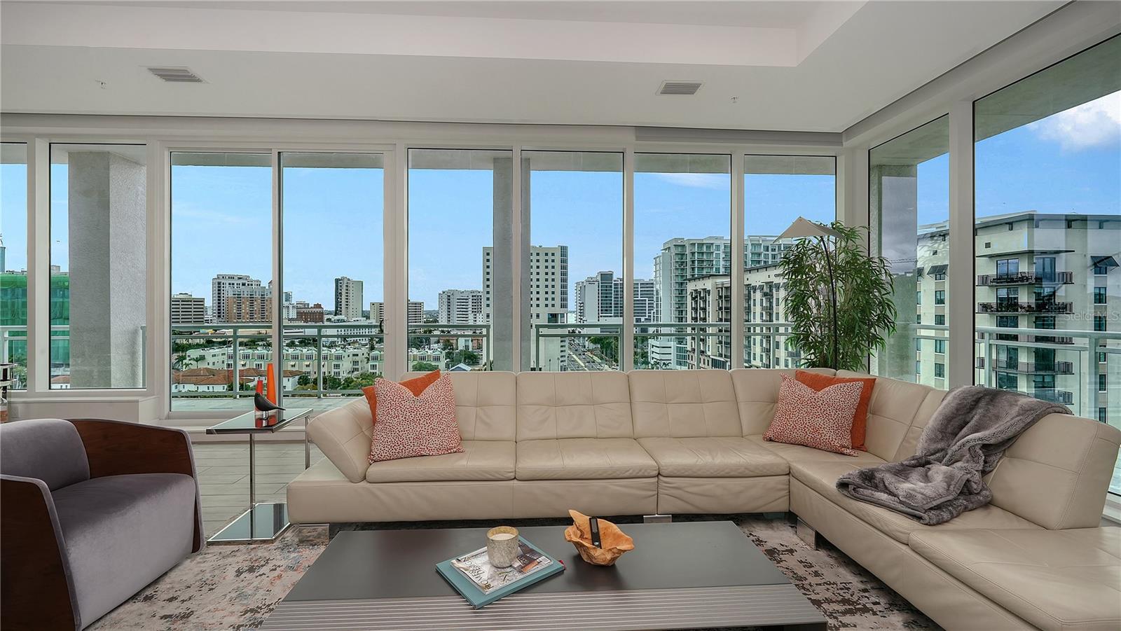 A4682907 Property Photo