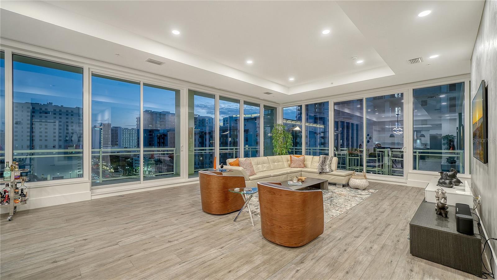 A4682907 Property Photo