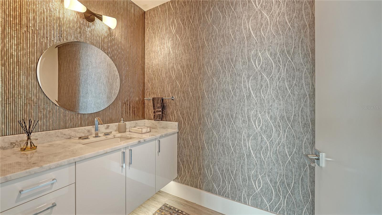 A4682907 Property Photo