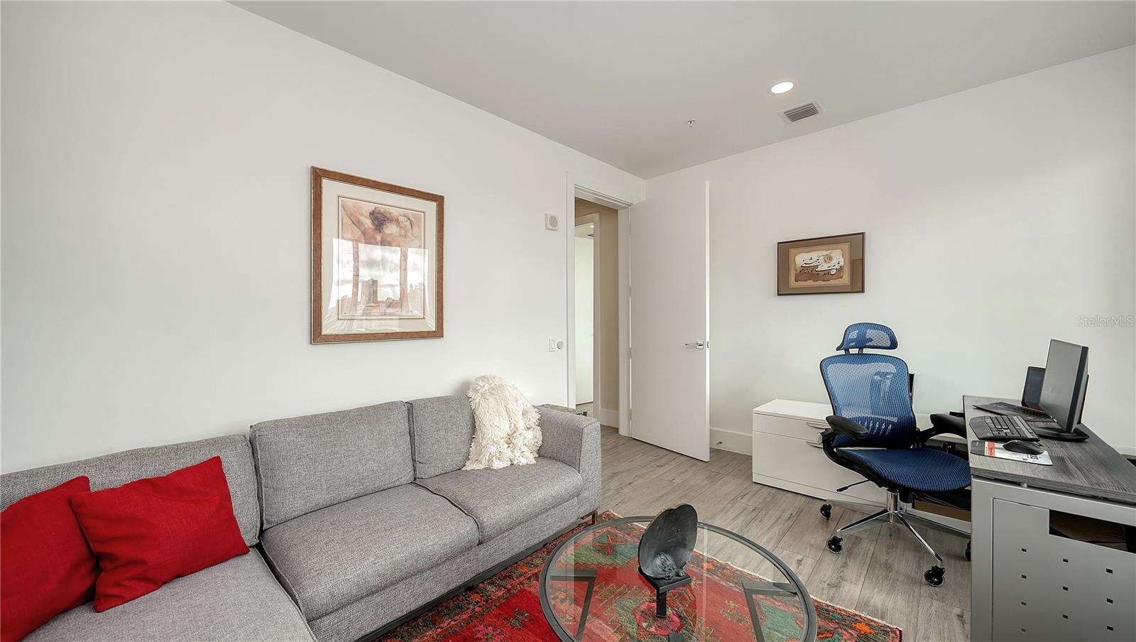 A4682907 Property Photo