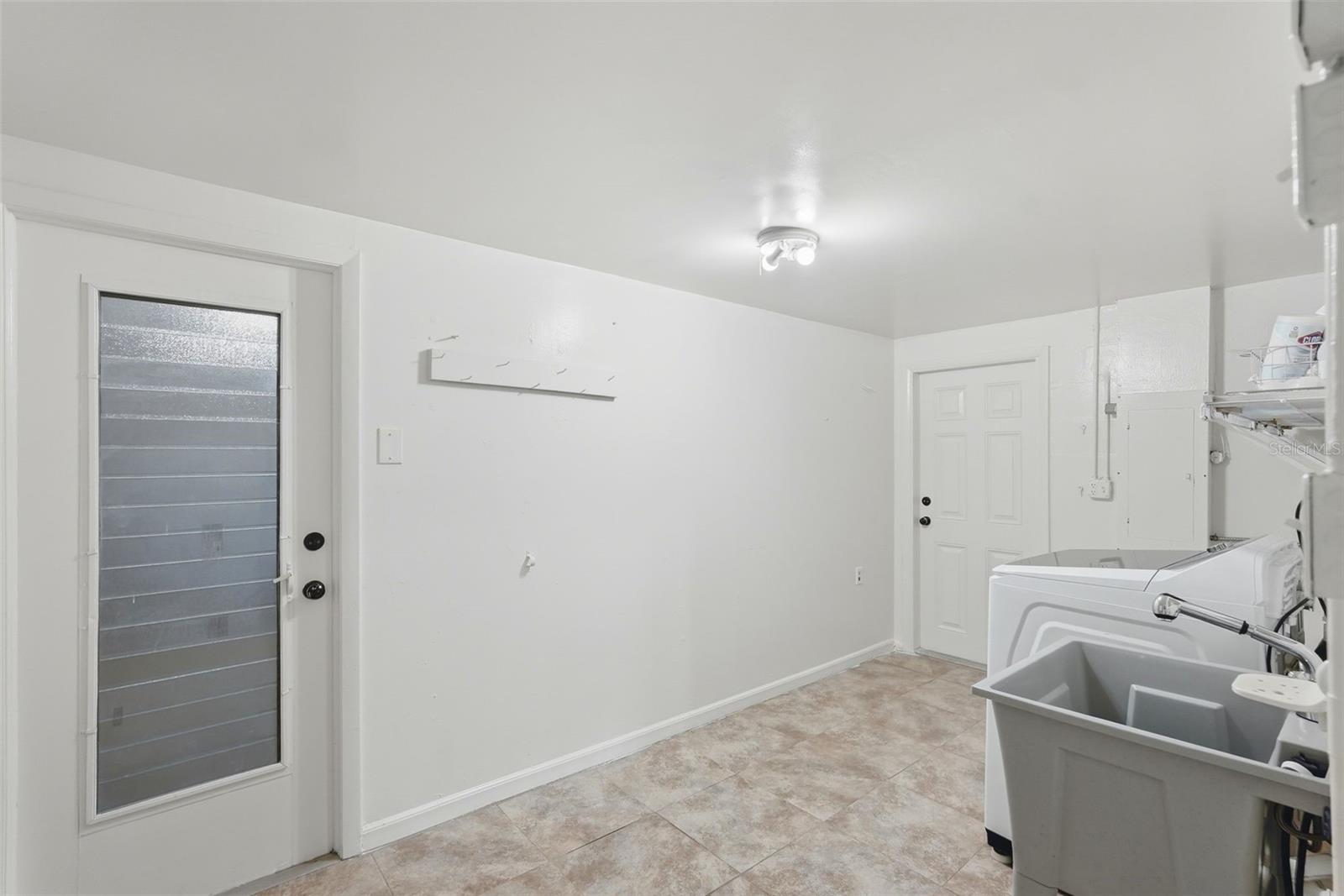 3391 WALNUT ST NE, ST PETERSBURG, FL, 33704