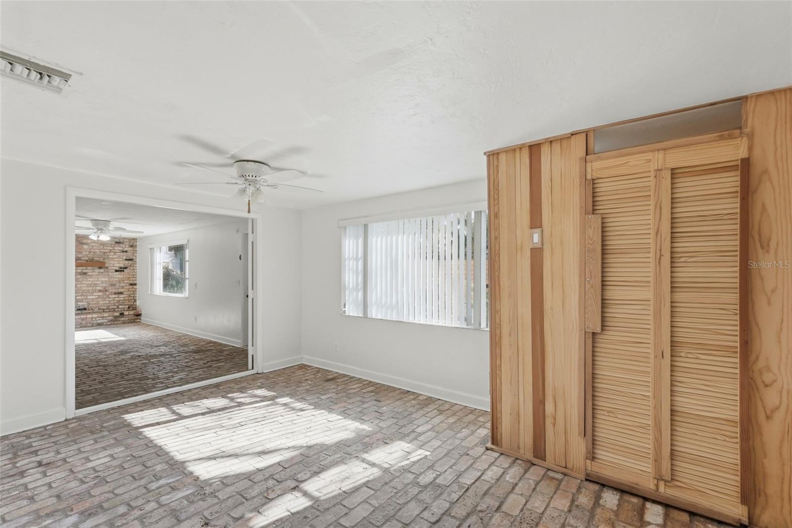 3391 WALNUT ST NE, ST PETERSBURG, FL, 33704