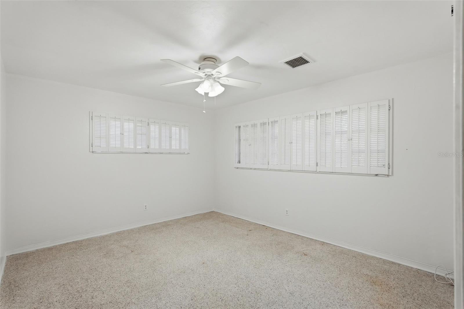 3391 WALNUT ST NE, ST PETERSBURG, FL, 33704