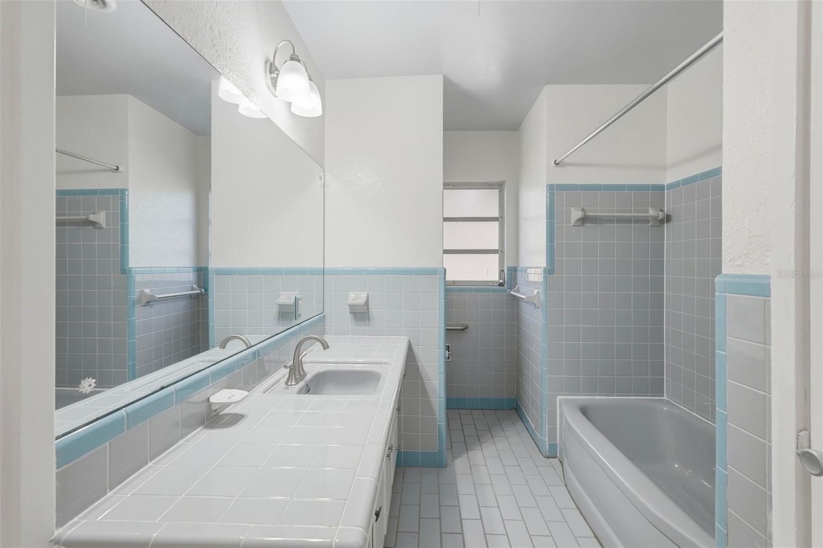 3391 WALNUT ST NE, ST PETERSBURG, FL, 33704