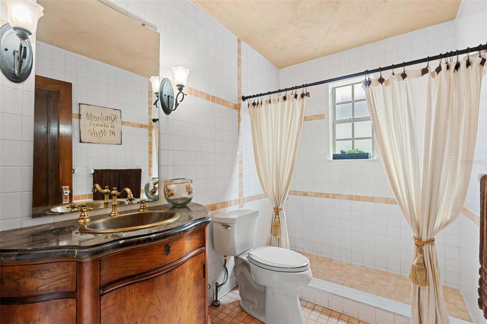 521 SHERIDAN BLVD, ORLANDO, FL, 32804