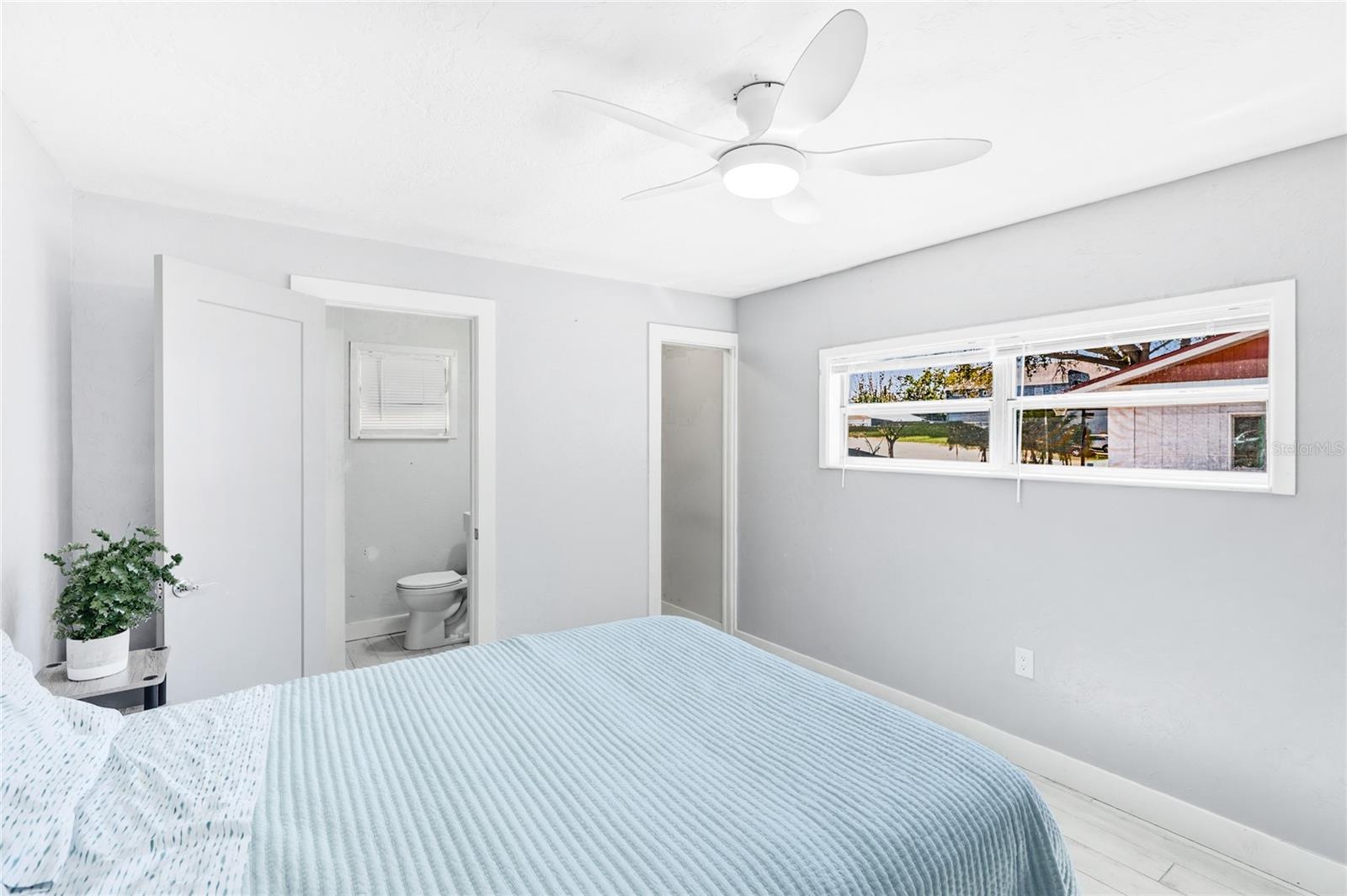 5320 MOELLER AVE, SARASOTA, FL, 34233