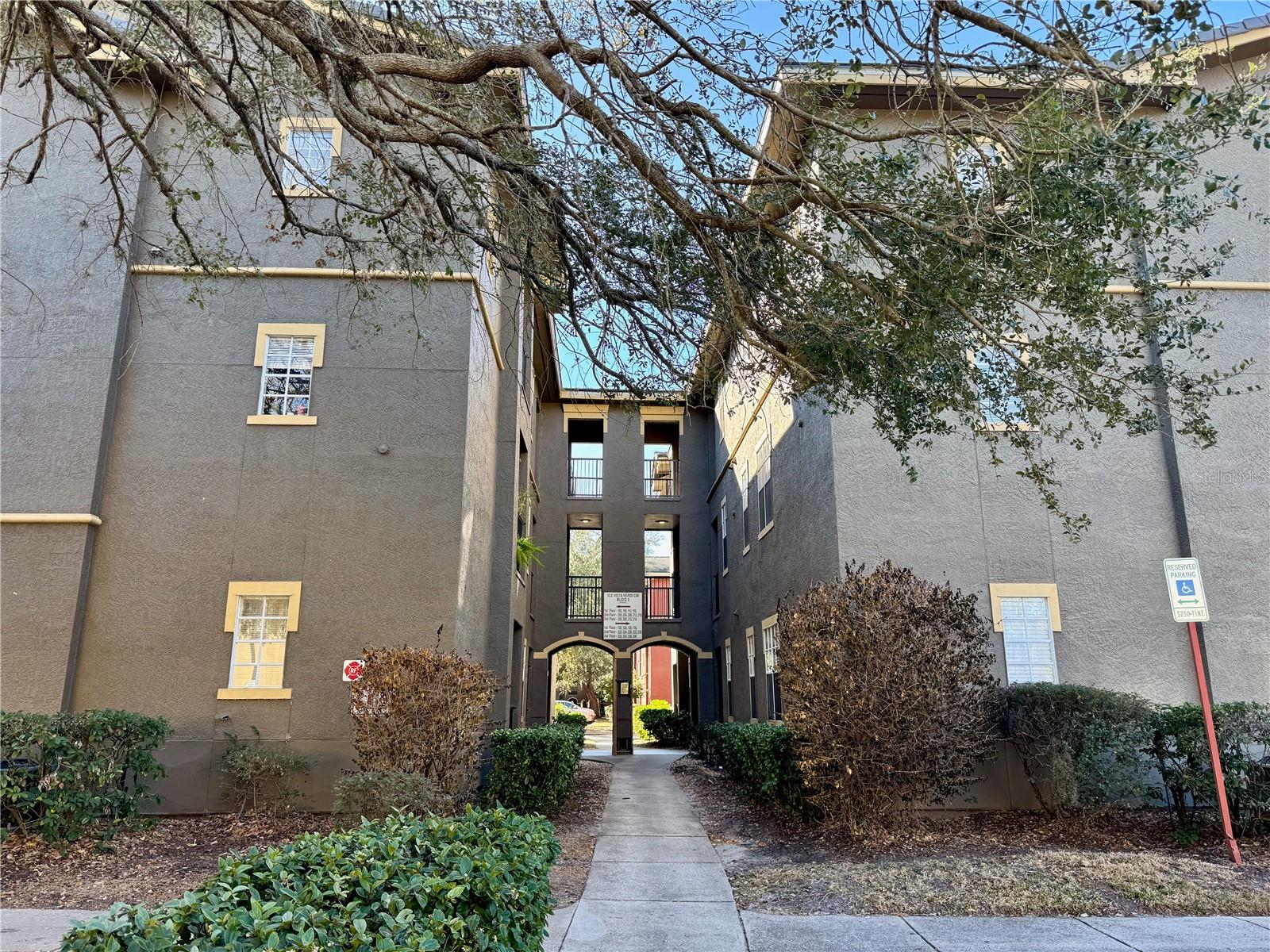 102 VISTA VERDI CIR #124, LAKE MARY, FL, 32746