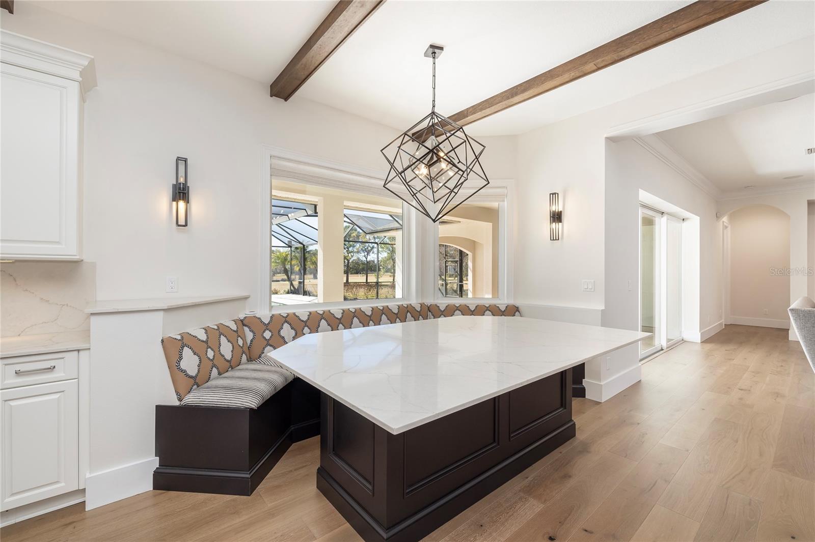 TB8477302 Property Photo