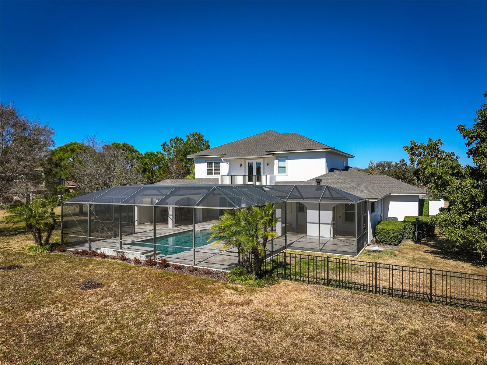 TB8477302 Property Photo