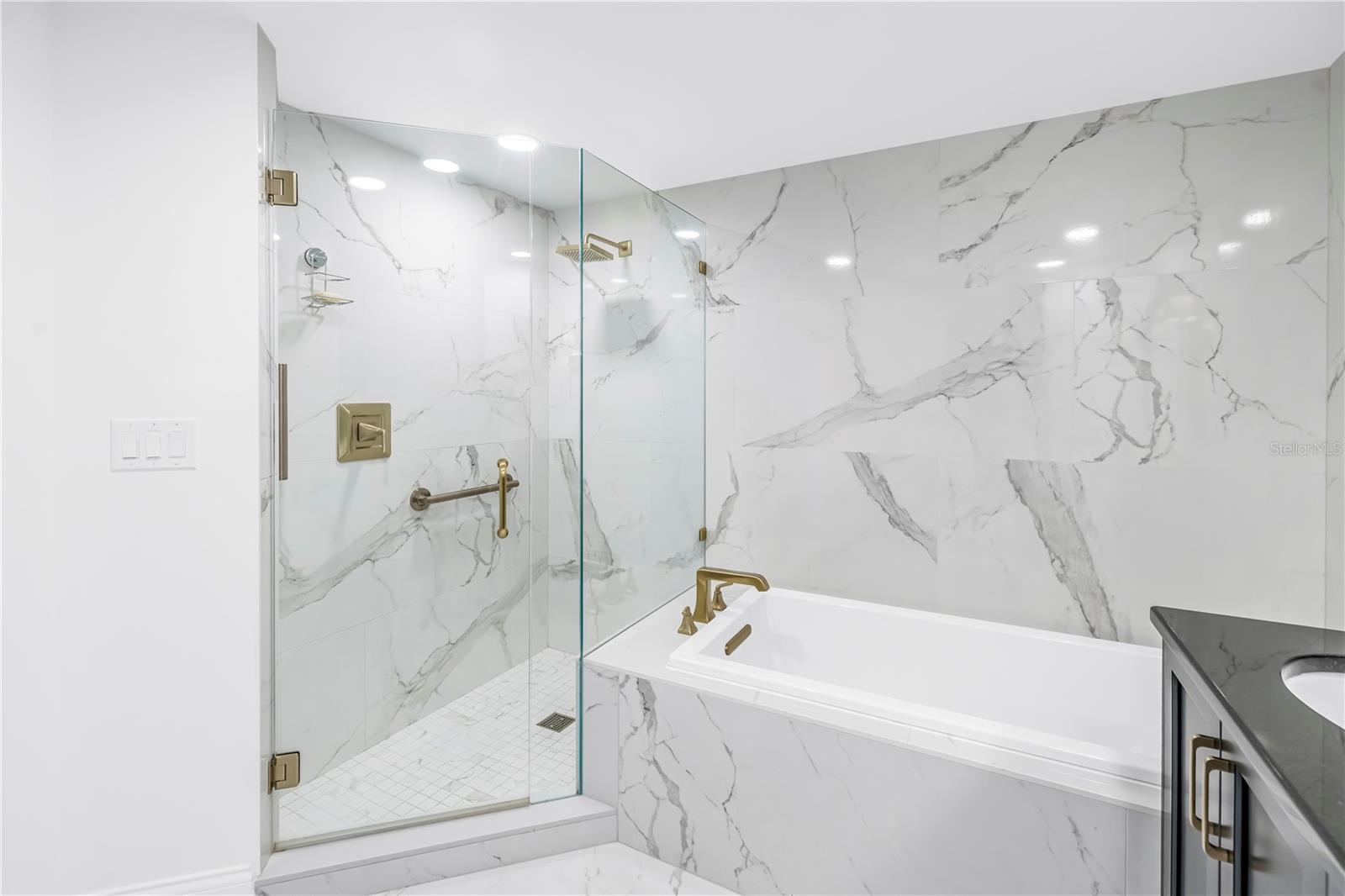 spa like primary bath