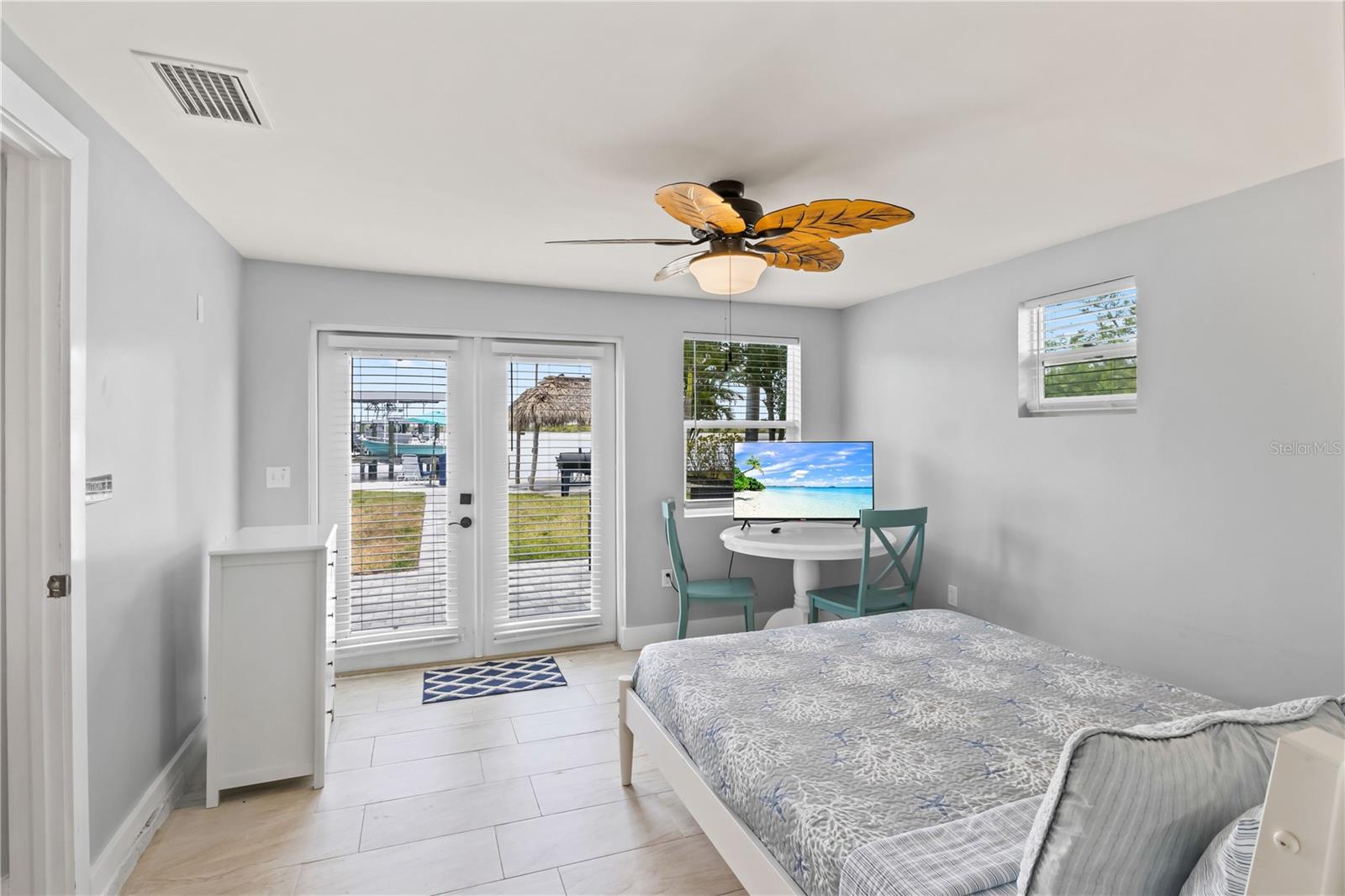 CAPE CORAL, FL, 33993