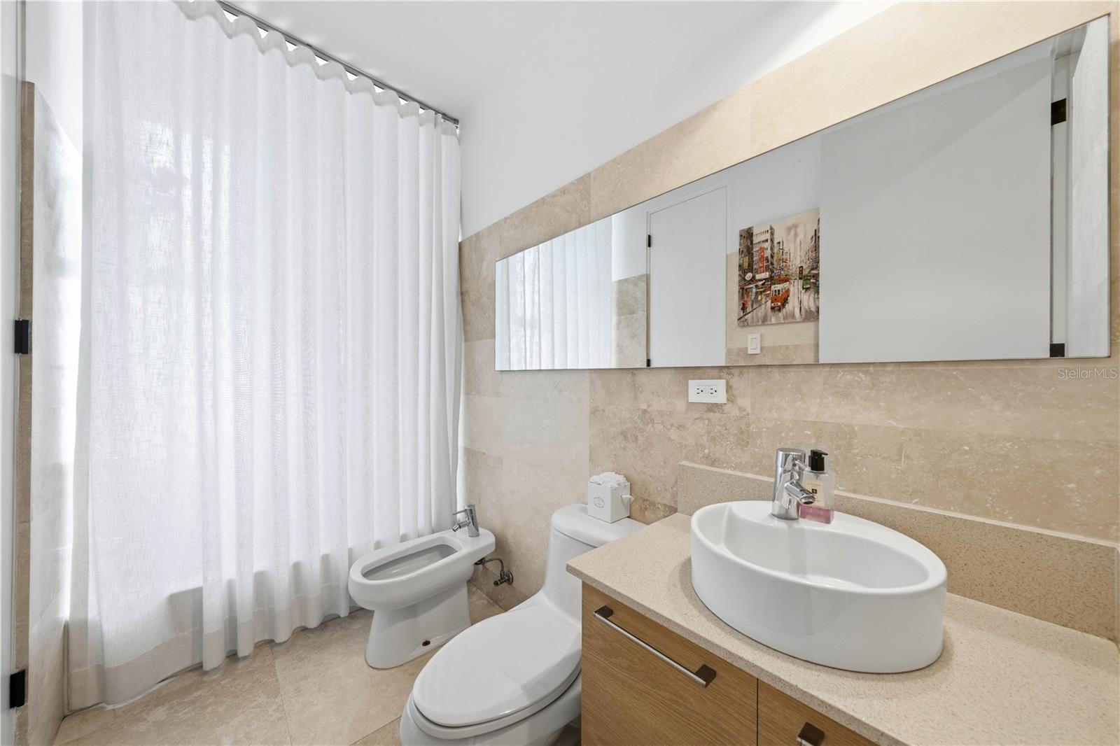 PR9119357 Property Photo