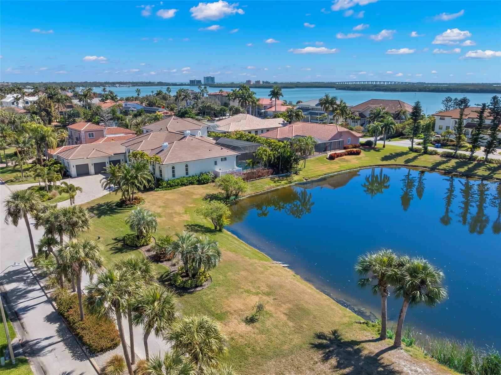 TB8477321 Property Photo