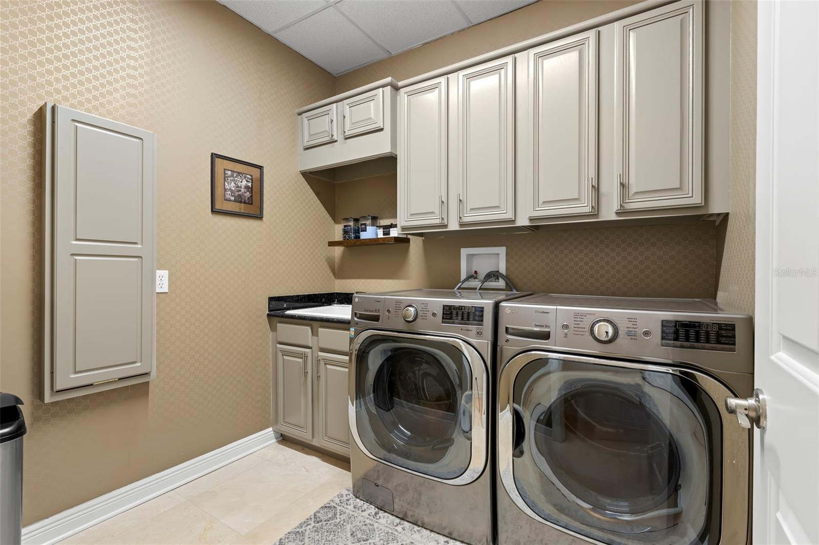 TB8477321 Property Photo