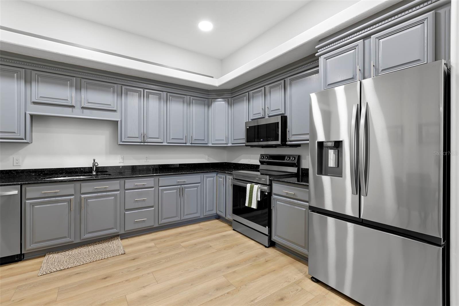 TB8477321 Property Photo