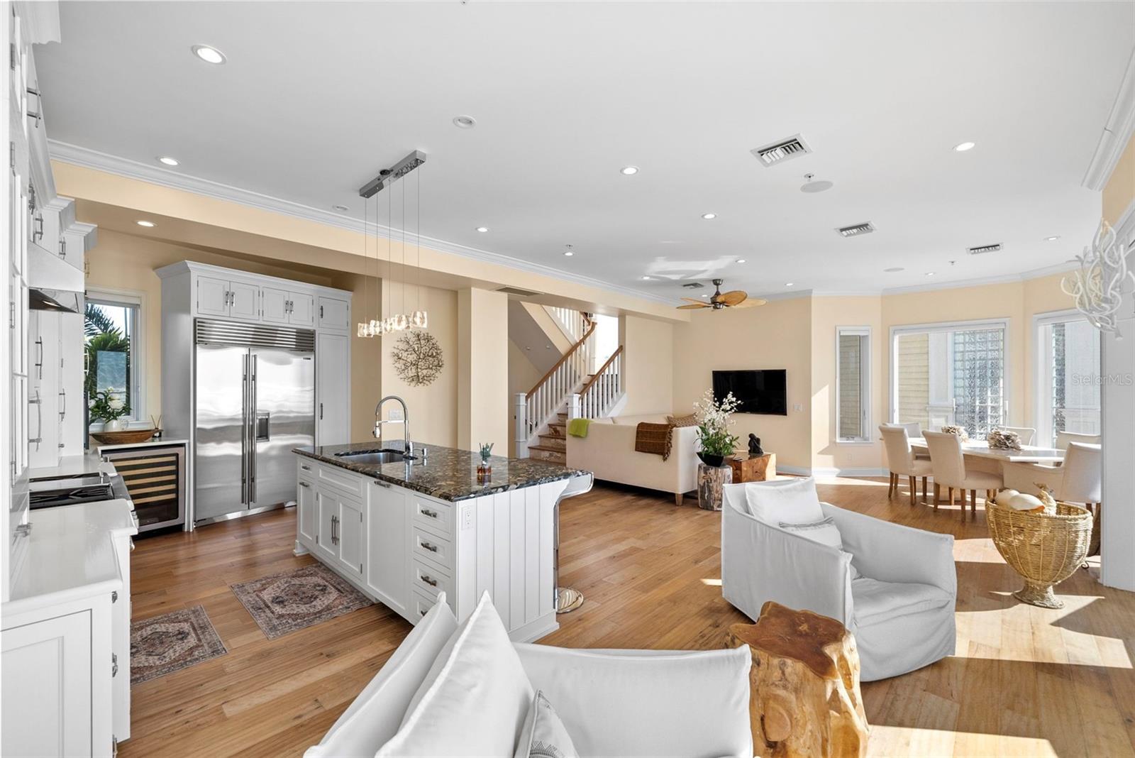 A4682930 Property Photo