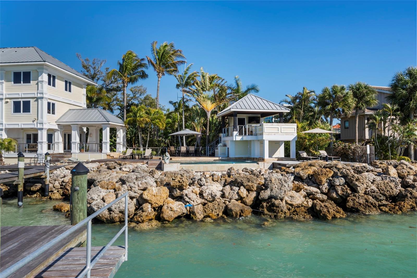 A4682930 Property Photo