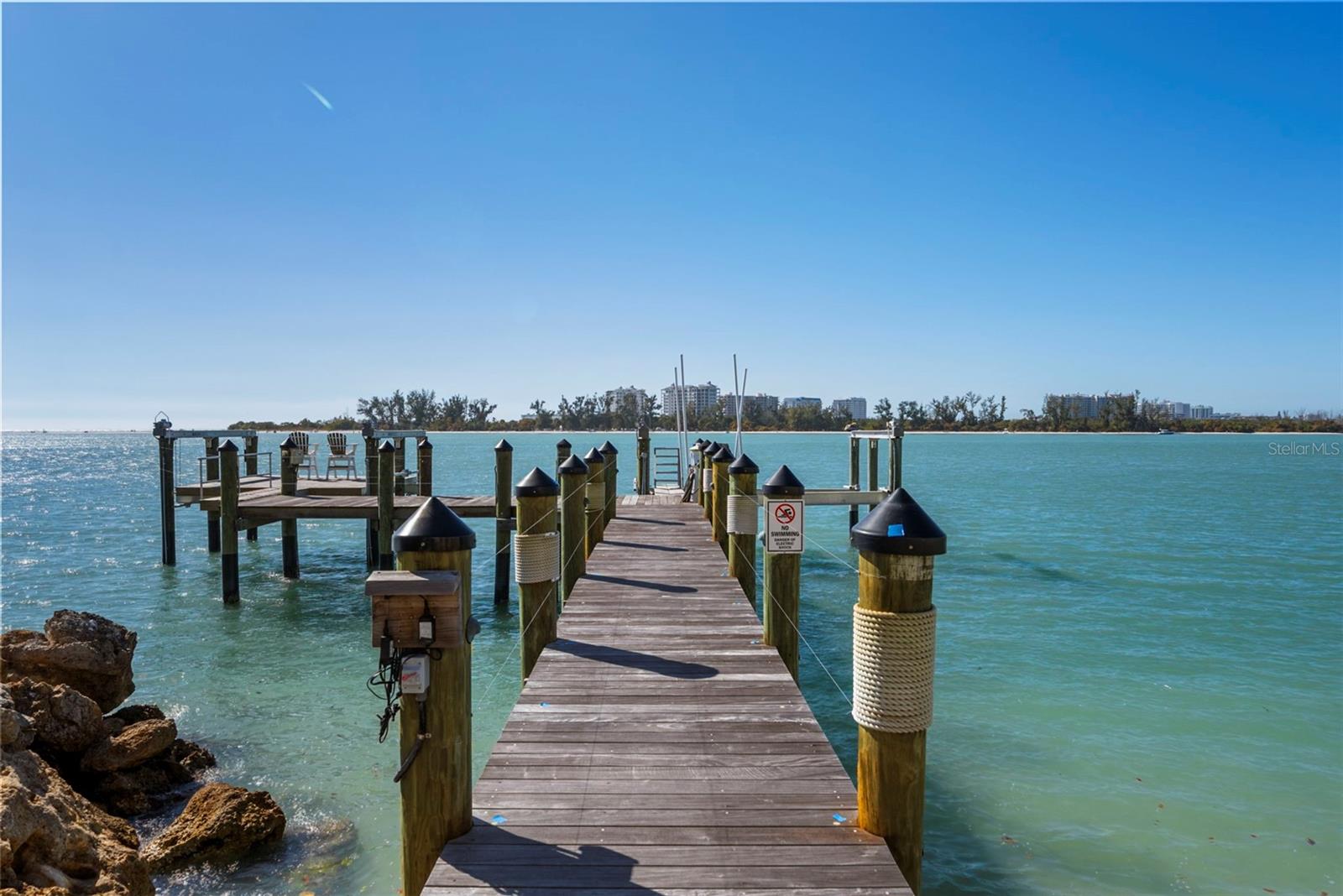 A4682930 Property Photo