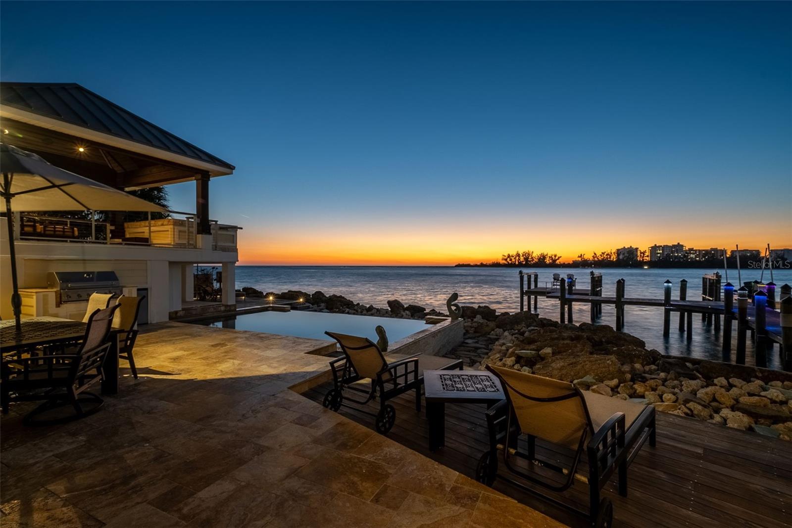 A4682930 Property Photo