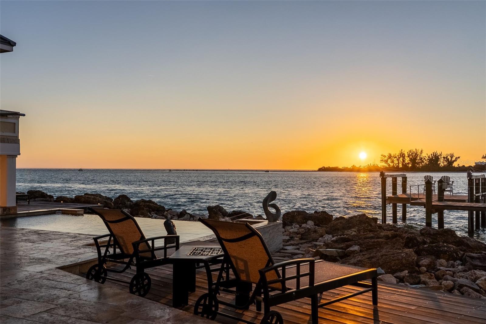 A4682930 Property Photo