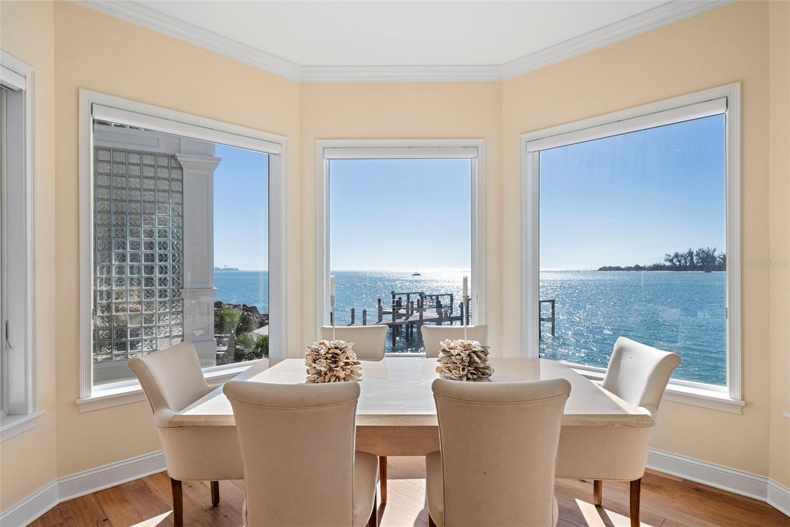 A4682930 Property Photo