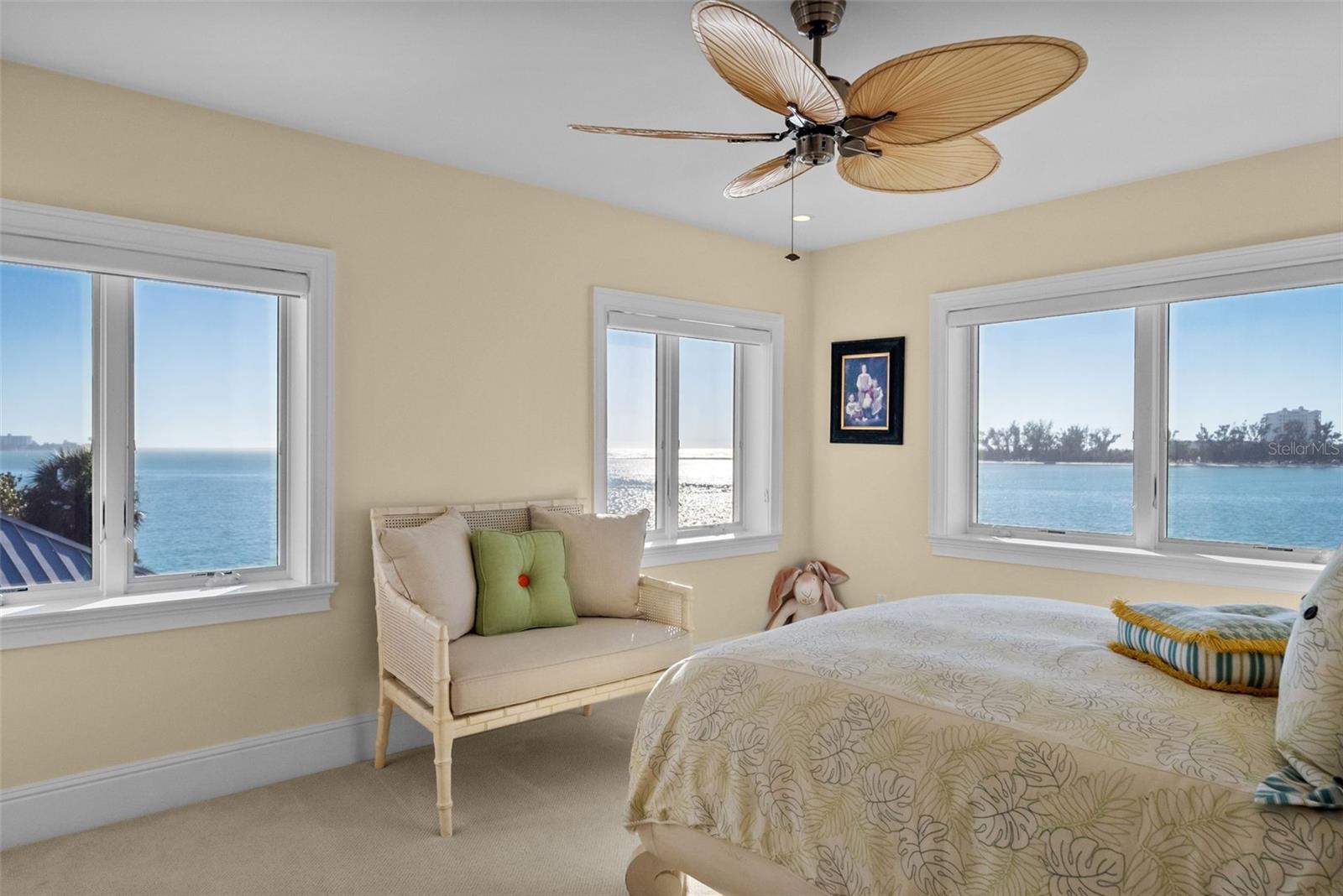 A4682930 Property Photo