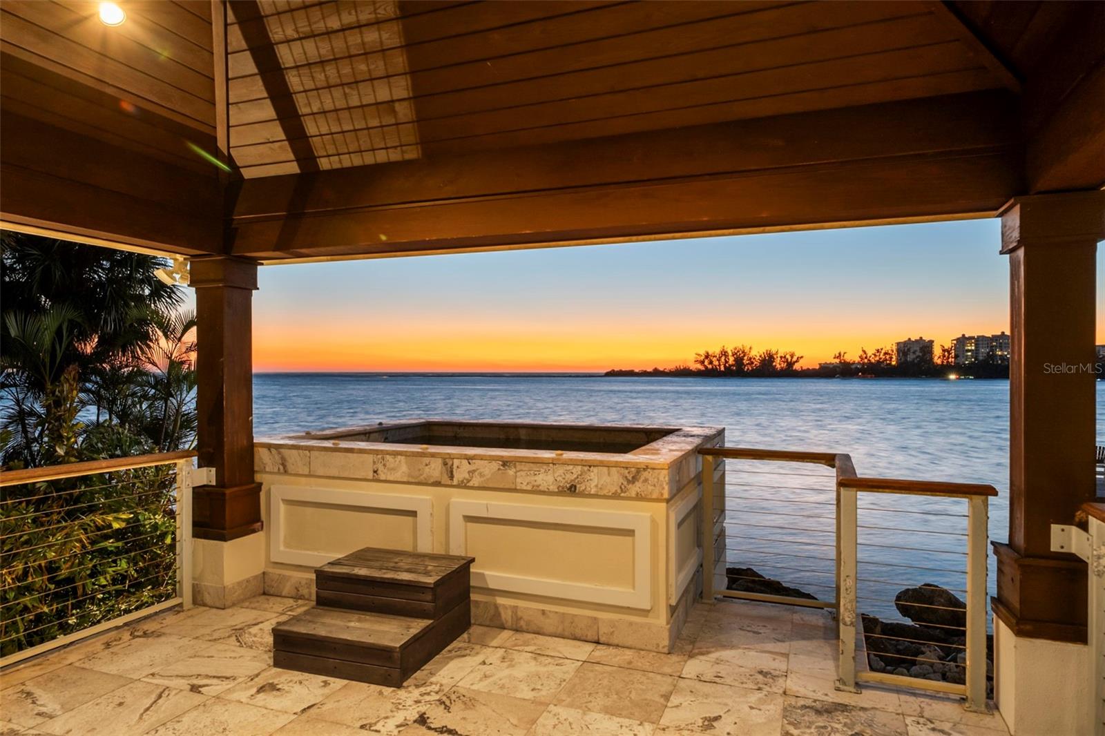 A4682930 Property Photo