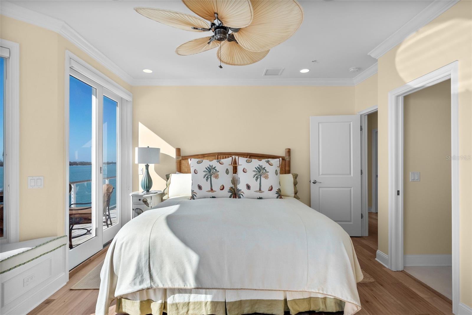 A4682930 Property Photo