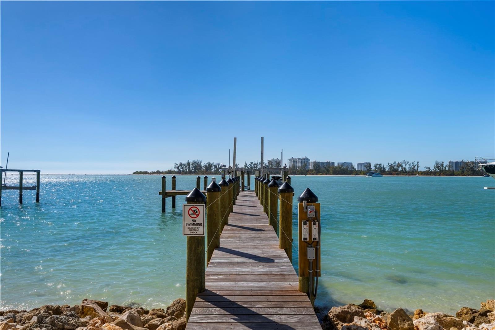 A4682930 Property Photo