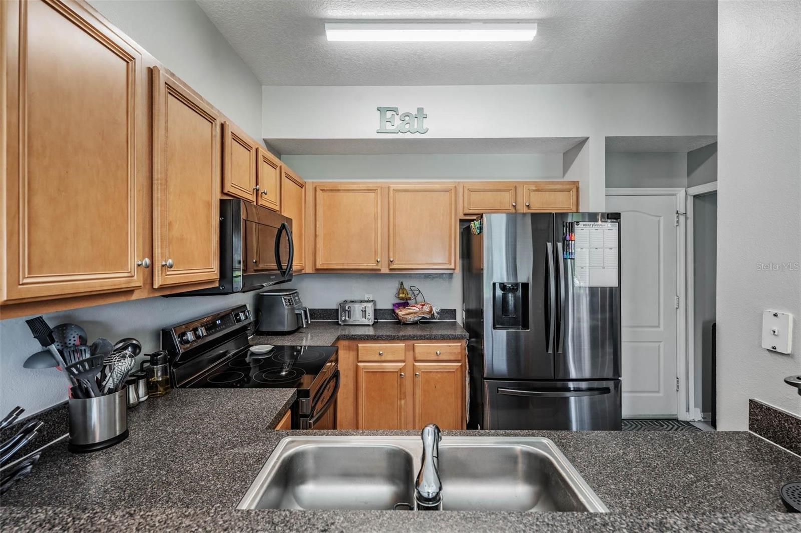 9092 IRON OAK AVE, TAMPA, FL, 33647