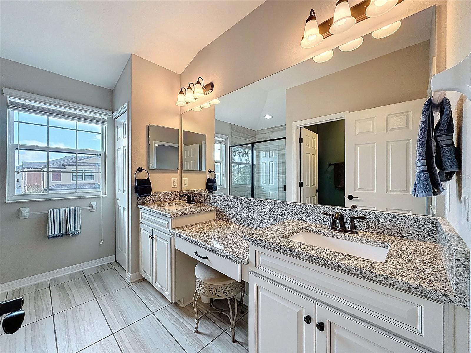 1914 LAKE WATERS PL, LUTZ, FL, 33558