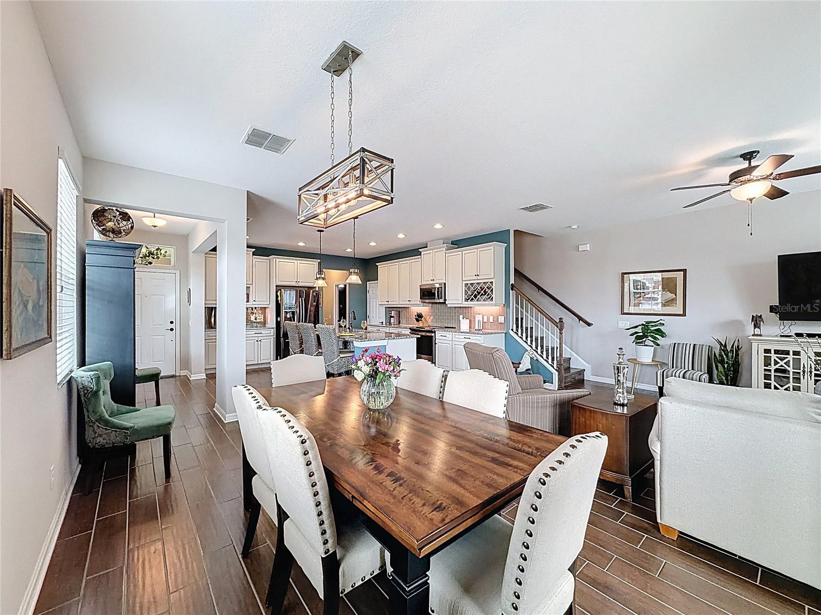 1914 LAKE WATERS PL, LUTZ, FL, 33558