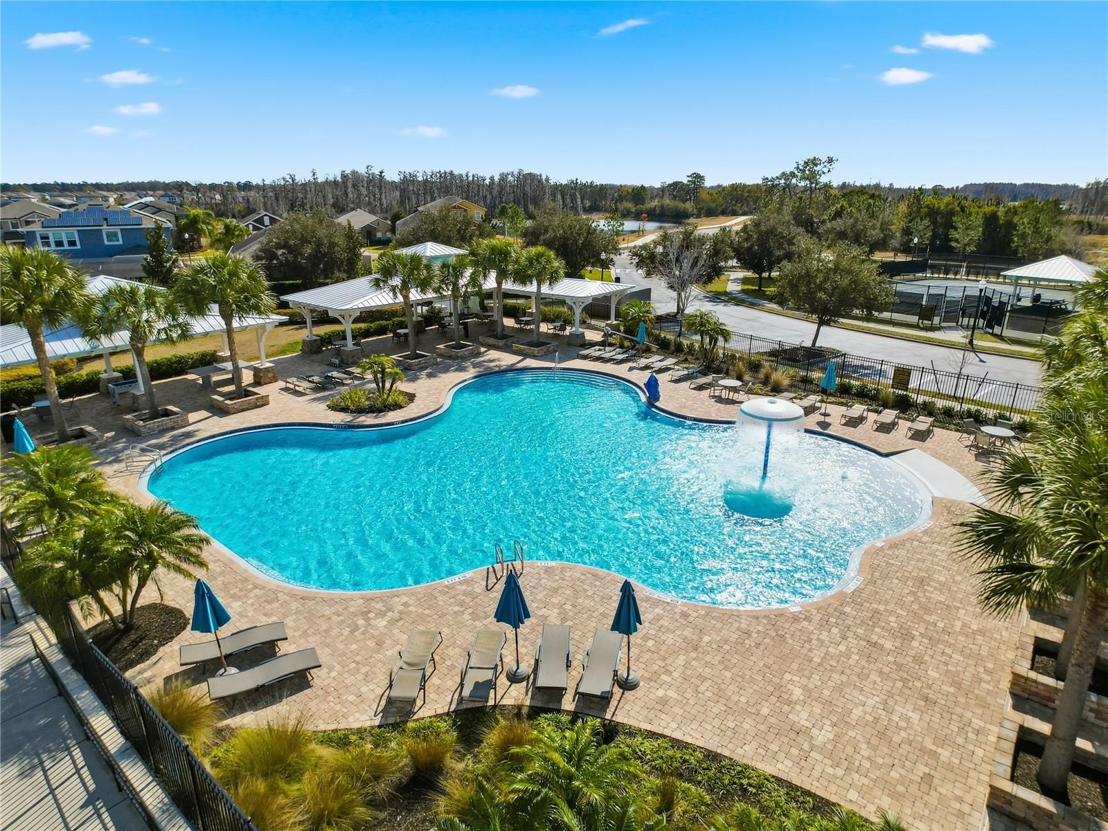 1914 LAKE WATERS PL, LUTZ, FL, 33558