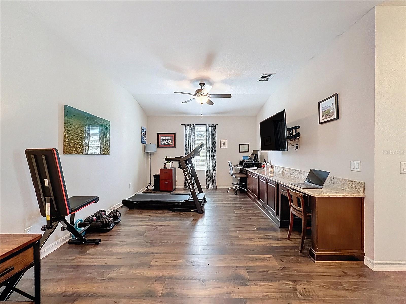 1914 LAKE WATERS PL, LUTZ, FL, 33558